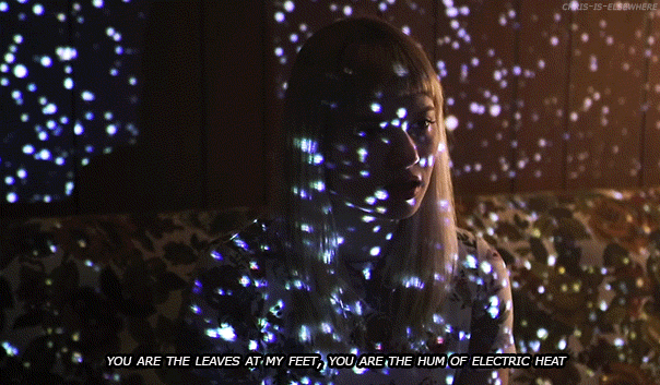 deathmoth:  chris-is-elsewhere:  Tigers Jaw - Hum [x]   
