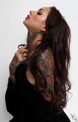 hot-inked-babe:  Follow us on Twitter @inked_dollz