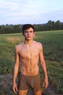 youtuberbulge:  Hayes Grier 😍😍