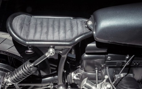 bobberinspiration: Le French Atelier BMW R80RT. via megadeluxe