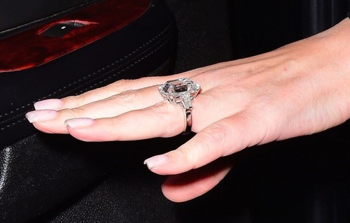 antiandrogen:transmariahcarey:dirtysouf:vl4da:midnight-charm:Mariah Carey’s 35-carat diamond and pla