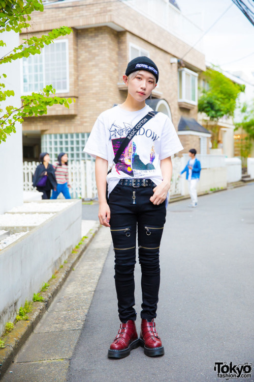 19-year-old Motoshige on the street in Harajuku. He&rsquo;s wearing Japanese and Korean streetwe