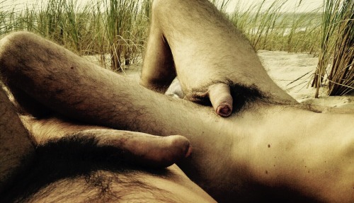 men-lounge:  At the Beach …..