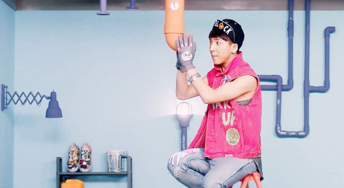 Best MVs of 2013: B1A4 - What&rsquo;s Happening