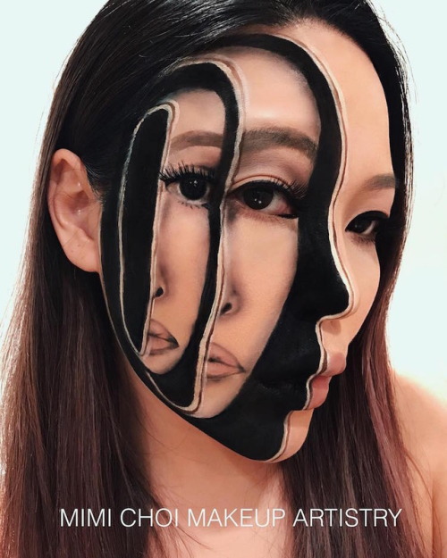 marinashutup:mymodernmet:Makeup Artist Paints an Incredible 3D Snake Slithering Across Her Lipsok st