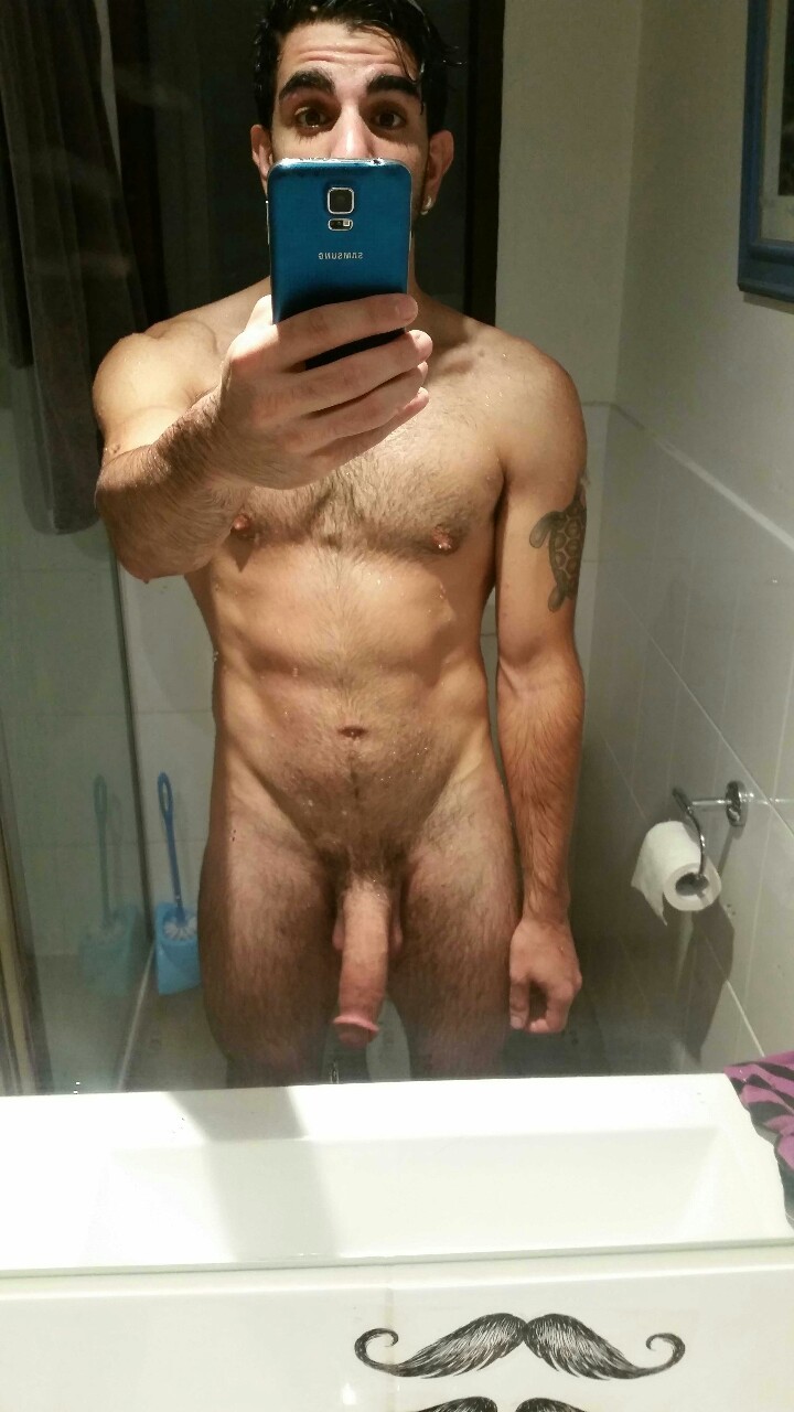 cutaussiemen:  Real MEN in Australia who are (or want to be) circumcised and proud