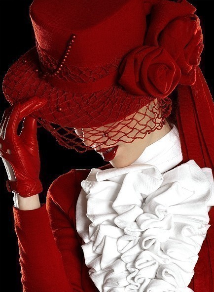 crimsoncae:New victorian fashion