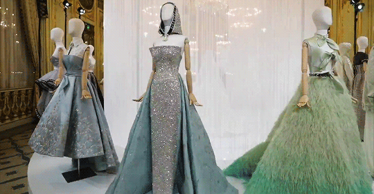 chandelyer:  Rami Kadi spring summer 2018 “Bal de Rue” couture part 1
