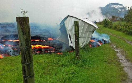 Porn Pics micdotcom:  Surreal photos show lava encroaching