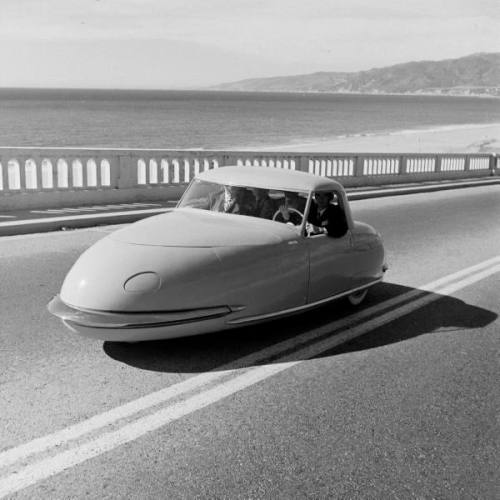 The 1948 Davis Divan - An adaptation of the 1939 [Frank] Curtis, three-wheel ‘Californian