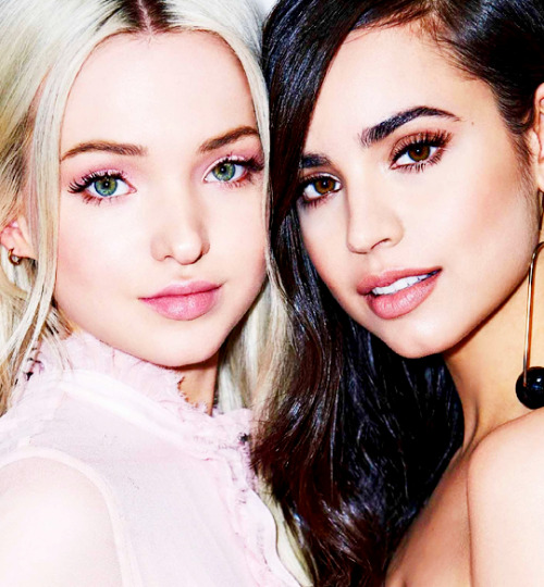 glamorousladies:Dove Cameron and Sofia Carson photographed by Hudson Taylor for Seventeen Mexico (Se