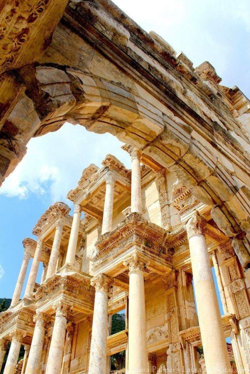 dreamtravelspots: The Library of Celsus in ancient Ephesus, Turkey