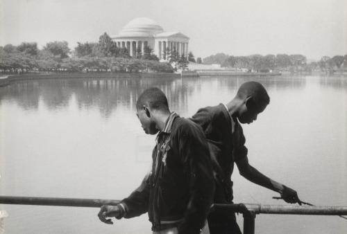 howtoseewithoutacamera: by Henri Cartier-Bresson Washington, D.C., 1957