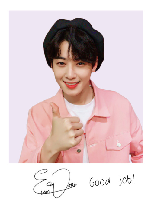 eunwoo sending you polaroids! ♡