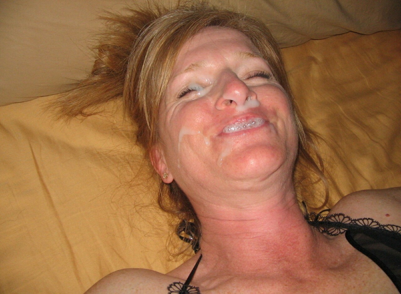 Mature old granny cum face