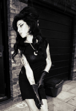 amywinehousequeen:amy jade winehouse