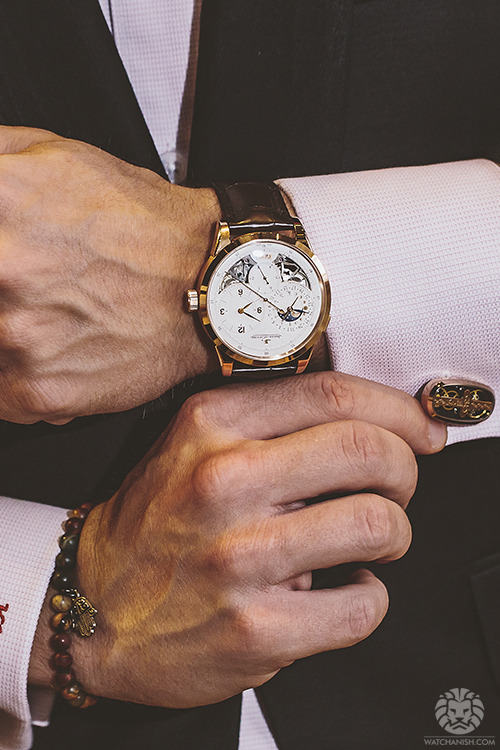 watchanish:  Sharp.