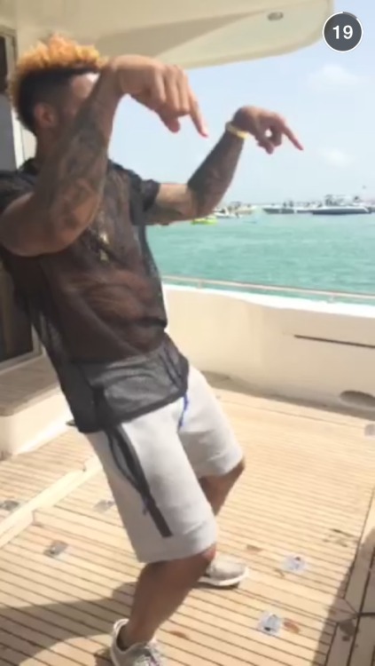 o-dellbeckham:He was dancing yall Lmaoo ( BIH what is that shirt?)