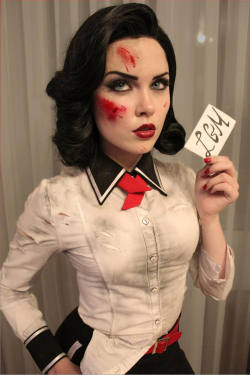 videogame-universe:  Awesome Elizabeth Cosplay