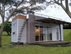 tinyhometrail:  160 Square Foot Shipping Container Home(Source)