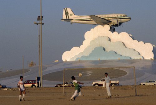 biladal-sham:Jeddah, Saudi Arabia. 1990.  A. Abbas.