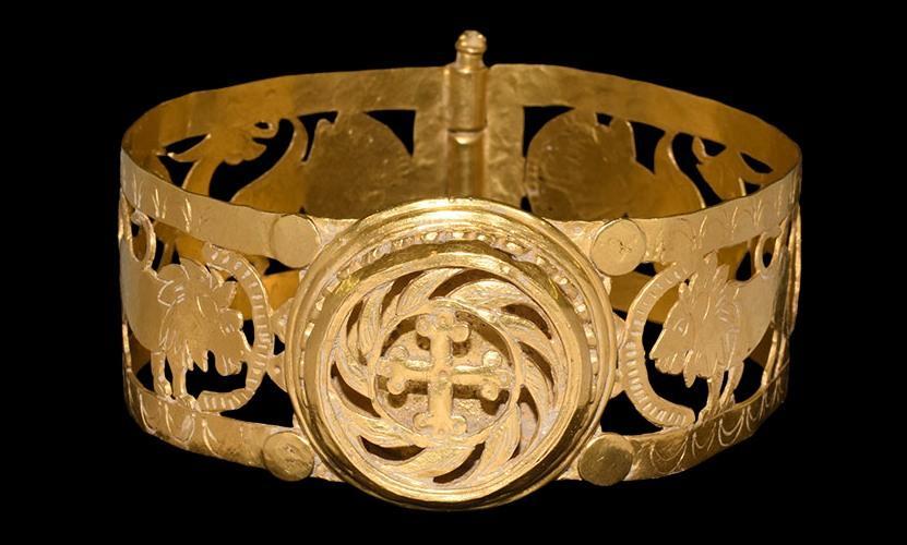 archaicwonder:Byzantine Gold Bracelet with Cross and Lions, 5th-6th ...