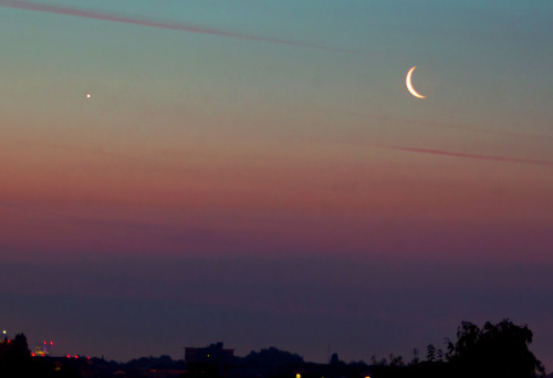 astronomyblog:  Conjunction: Venus and Moon Image credit: Roger Hutchinson & Michael DeWoody   