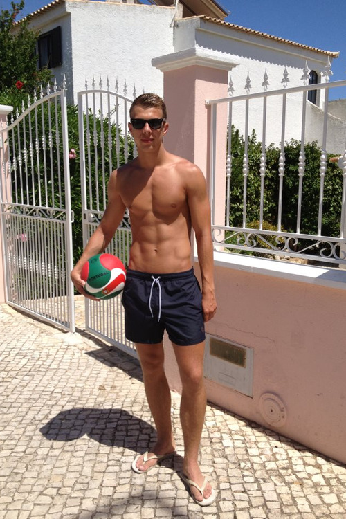 alanpalmsprings:  dreamyteenboys:  Boys | Sceneries | Promos  If you like what you