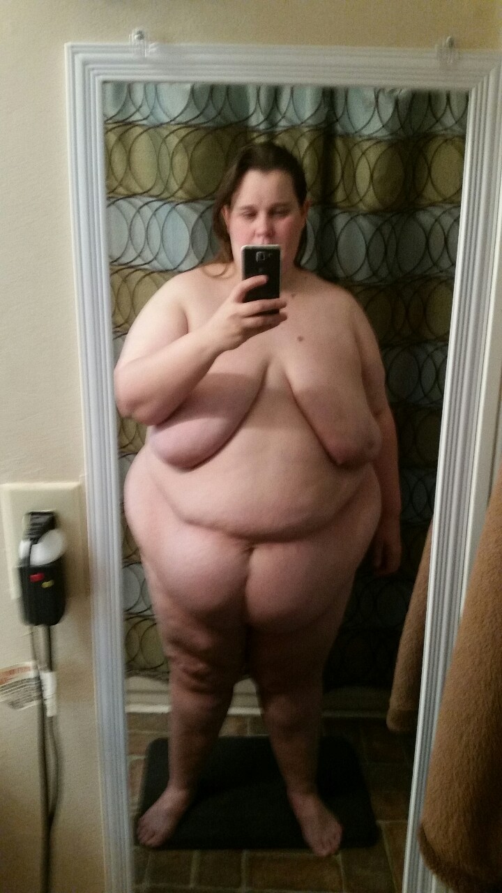 garyplv:  ssbbwsatx:  bbwfreaks:  fwbnurse:  Jenn from Moco space…  She’s fucking