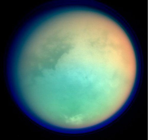 cretinstompers:Titan, the largest moon of Saturn