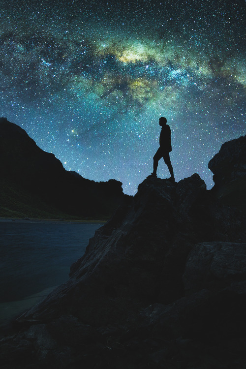 captvinvanity:  Enter the Night | Photographer | CV  