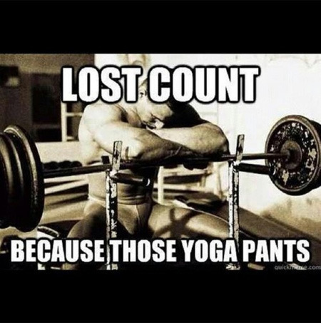 schoolandfitness:  Damn yoga pants