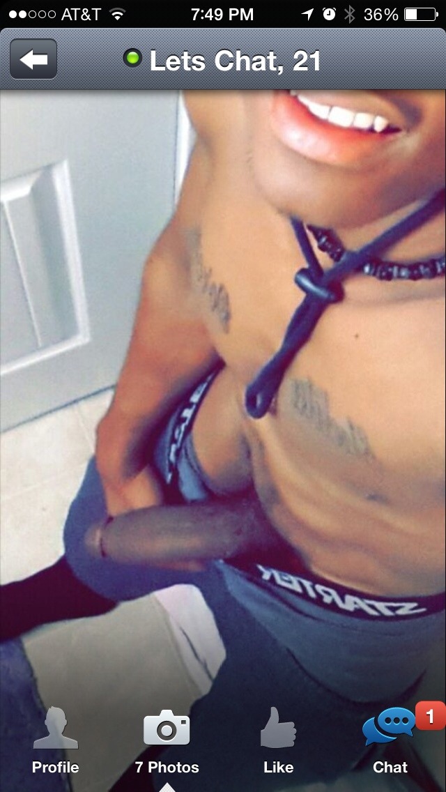 black-dicks-r-us:  This Nigga Sexy! WATCH THOUSANDS OF FREE BLACK GAY VIDEOS AT…