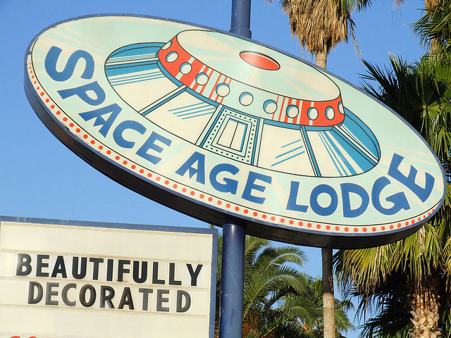 cpscramblers:  Space Age Lodge on Flickr. 