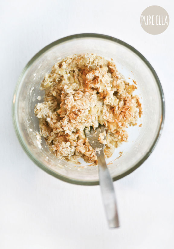 beautifulpicturesofhealthyfood:Two Ingredient Cookies…RECIPEINGREDIENTS :2 very