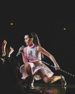 katyperrylicious:  The Prismatic Tour at Odyssey Arena in Belfast, Ireland - 05.07.14 