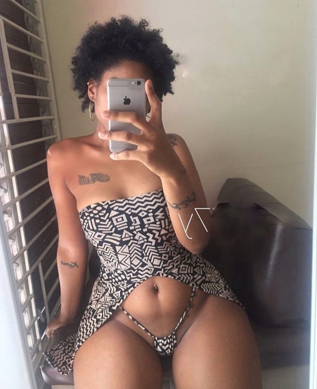 kingjazziedad:  DeliciouslySexy. CurvyLicious. BootiDelicious. Jamaican Mami 💜