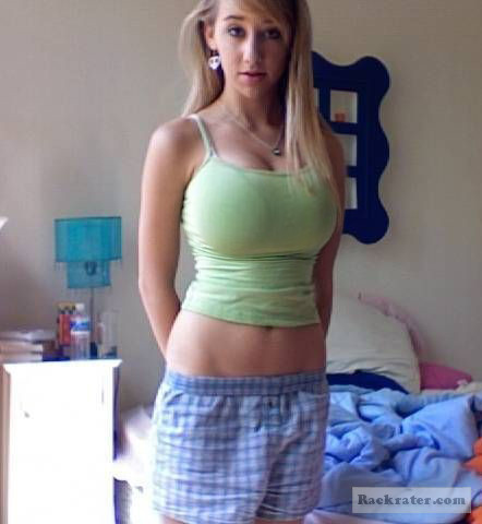 femdomhotwifecuckoldinterracial:  She doesn’t dress to please her mother. She dresses for daddy. 