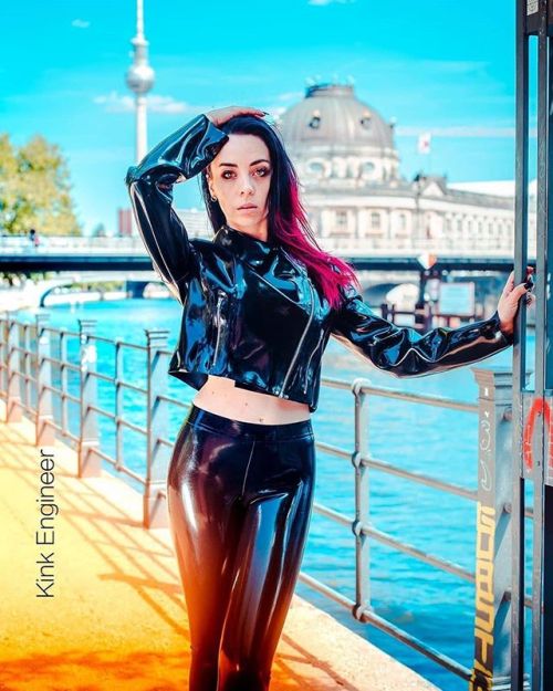 Reposted from @kink_engineer - Lets continue our Berlin trip with cutie @imfurfur Jacket: @lunaslate
