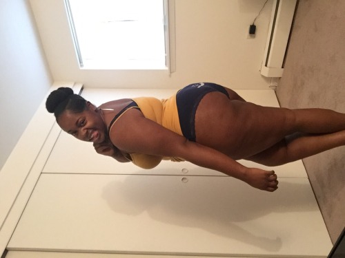 trickluhdakids:  I have no idea why these are rotated. Fuck it.