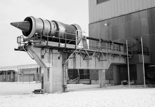 A Large-Scale Fan Test Rig for the Quiet Engine Program NASA Glenn Research Centre, Lewis Field, Cle