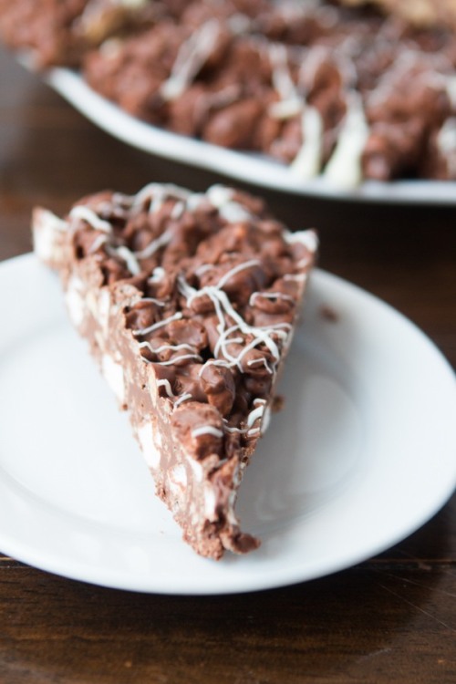 Porn fullcravings:  Rocky Road Chocolate Pizza photos