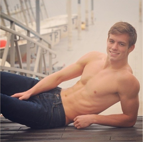 lets talk about Dustin McNeer aka best Hollister model ever