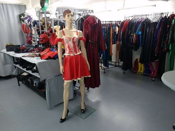psichore:    Rosengarn Latexdesign by Karin Plum   