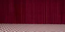 bonniegrrl:  NEW footage revealed in “Twin Peaks” trailer!   Get a glimpse of the Black Lodge, Laura Palmer’s house and the Double R Diner, which have a few alterations, in this new “Twin Peaks” video from Showtime.  Read more in my CNET