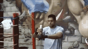 blazepress:  Amir Khan boxing skills.