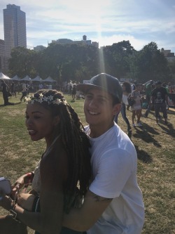 bwwmswirl:  blackgirls-lovelife:Not once did we look at the camera. We had one job. IGs:deadlychinadolls &amp; skyenyc   SWIRL LIFE  