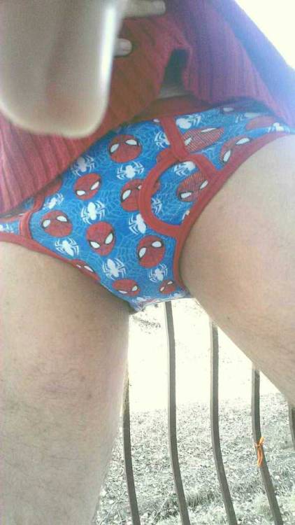 cartoonundies:I love being in my undies and outside the draft makes my cock tingle. Yay Spidey. I ho