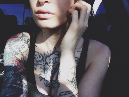 skullbxnes:  Tattoo blog