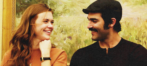athenaohwise1:   Holland + Hoechlin || being precious bbs.